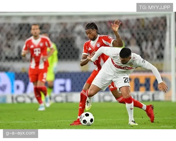 贝肯鲍尔的足球美学:优雅与艺术如何重塑现代足球新趋势 贝肯鲍尔的足球美学:优雅与艺术如何重塑现代足球新趋势