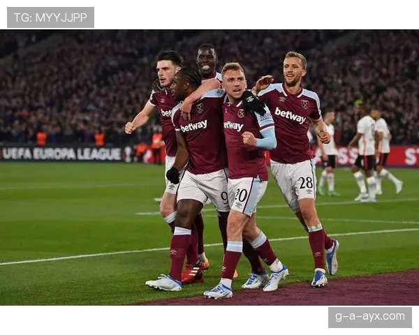 乌德勒支防守体系显成效，助力球队稳居积分榜前列