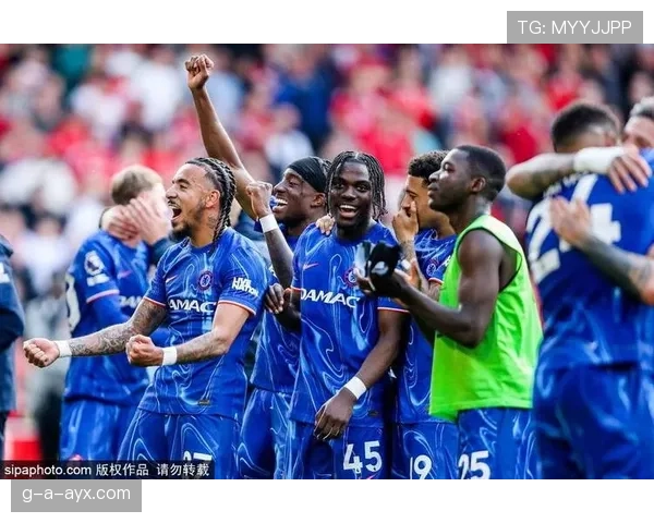 拉维亚持续闪耀英超赛场，助力球队强势冲击联赛冠军